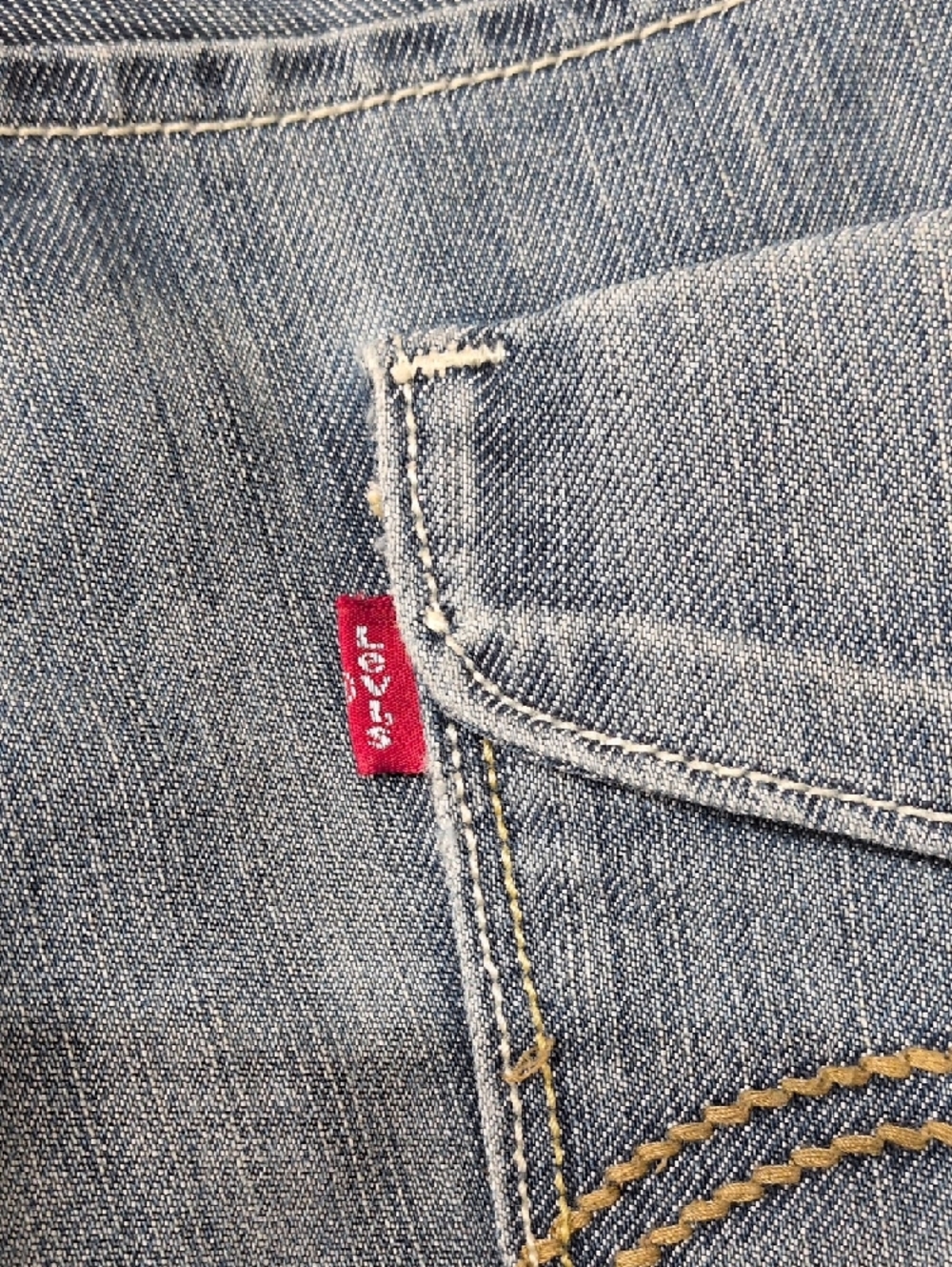 Levi's 514 Slim Straight Jeans in Faded Blue - Picture 12 of 15